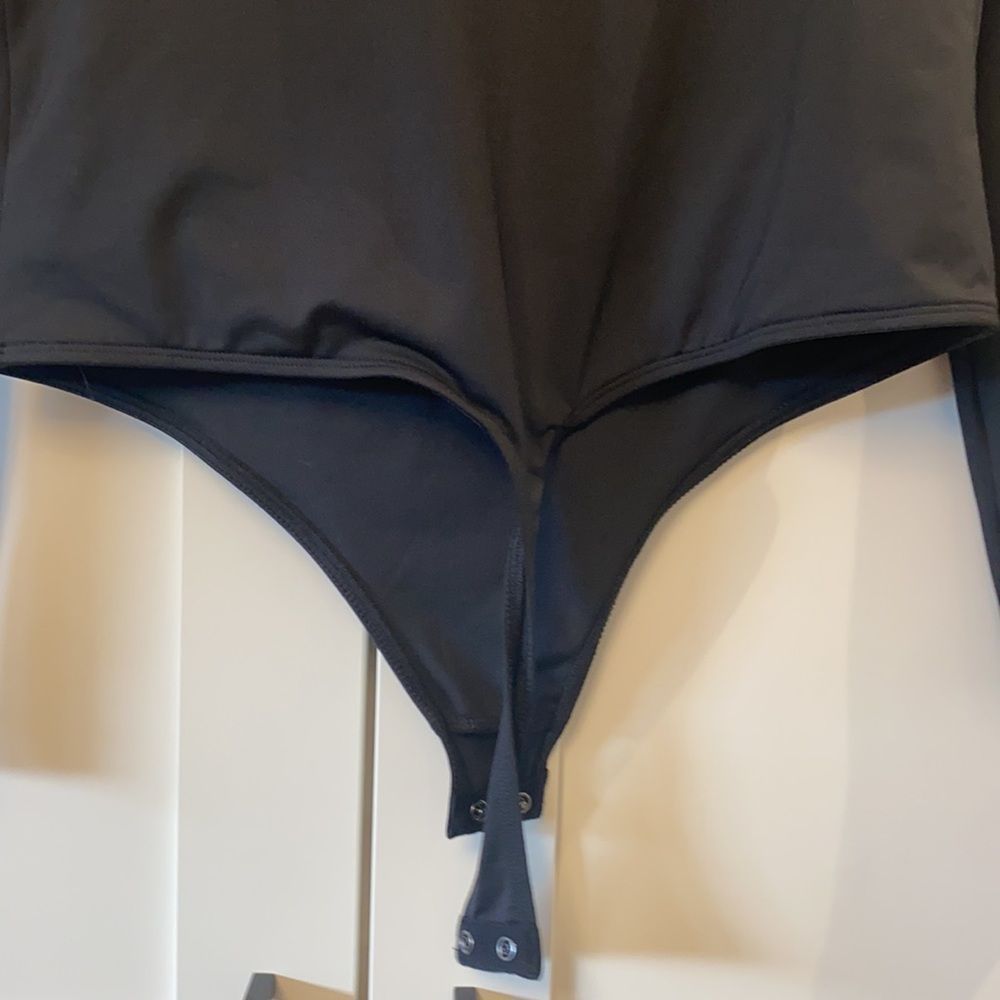 Smash & Tess black mockneck bodysuit, medium - Picture 6 of 9